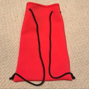 TRIANGL Neoprene Beach Bag